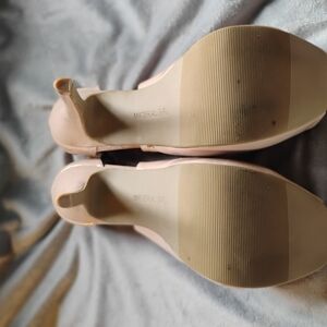 Elegant Cream Women's Heels